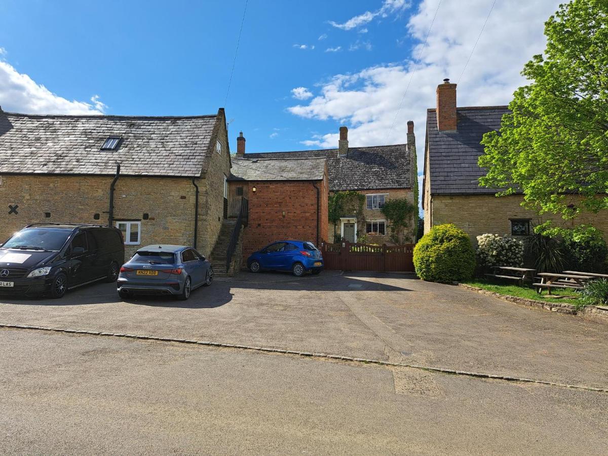 Wilde Escapes Weston (Northamptonshire) Exterior foto